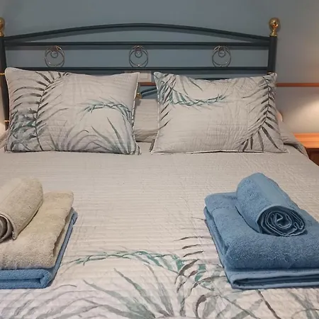 Casa Millar. Nyaraló Huergas de Gordón